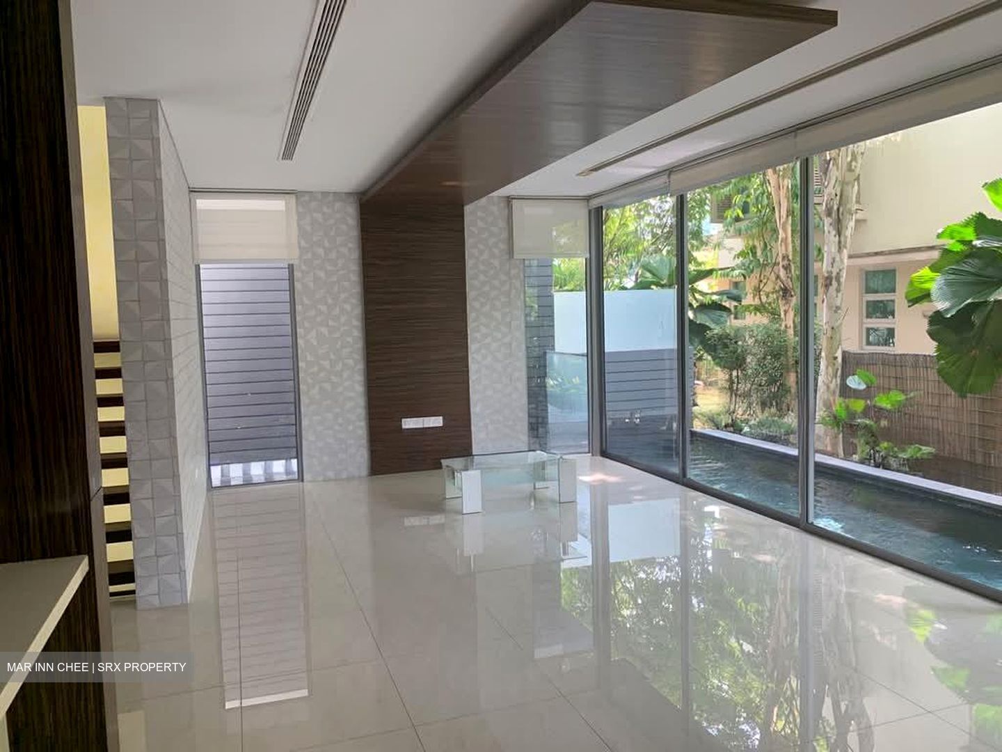 Cotswold Close (D13), Terrace #581739411